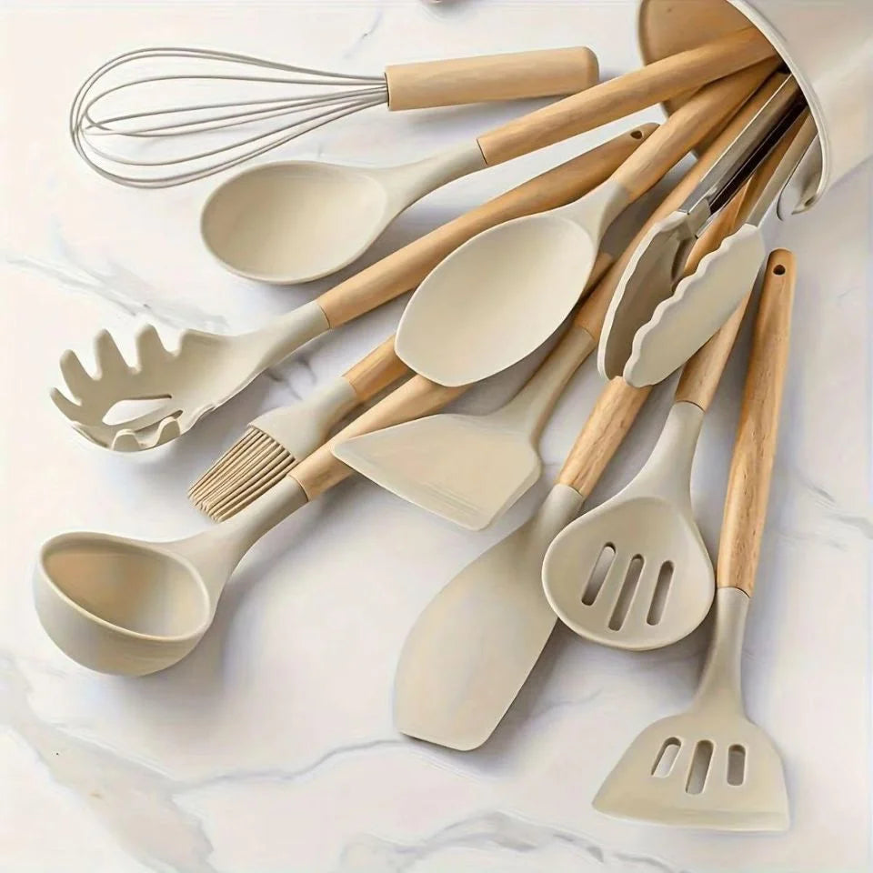 Heat Resistant Silicone Kitchen Utensils Set With Wooden Holder