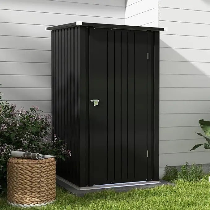 Large Outdoor Metal Bird Walk-in Aviary With Lockable Mesh Door