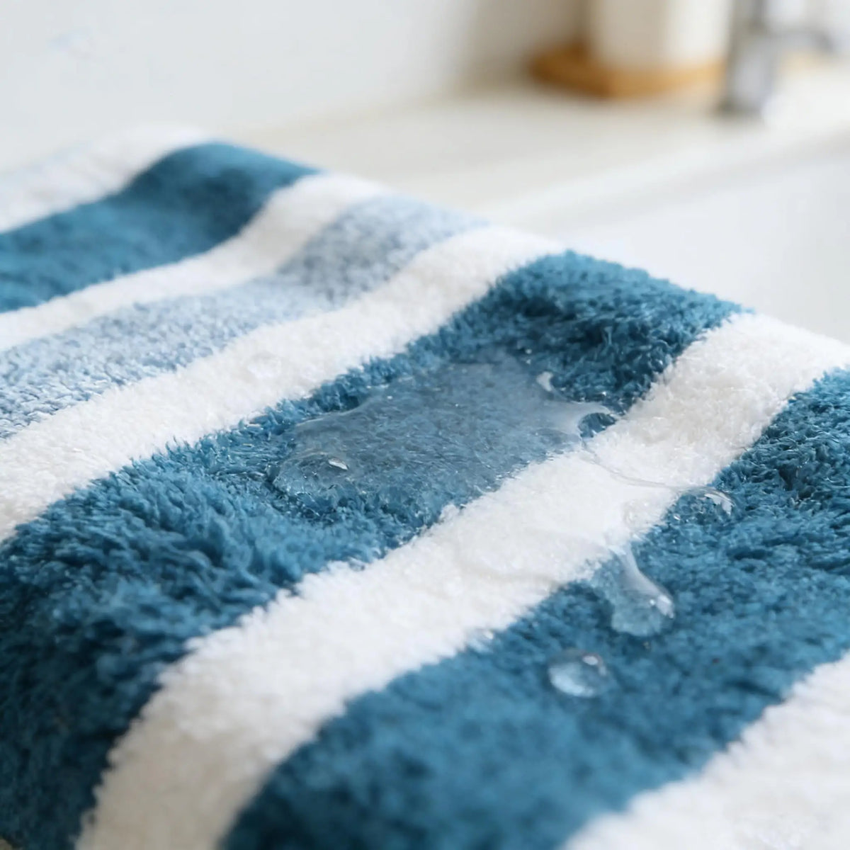 Quick Absorbent Plush Bathroom Towel Set For Home And Hotel